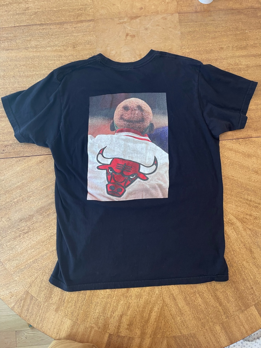 Mitchell & Ness Chicago bulls Dennis Rodman Black Graphic Men’s T-Shirt